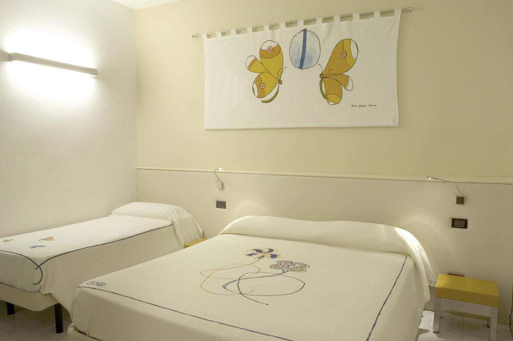 Hotel Eros Residence Cervia Extérieur photo